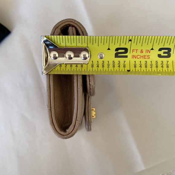 Chanel reissue card holder o case - Picture 12 of 12